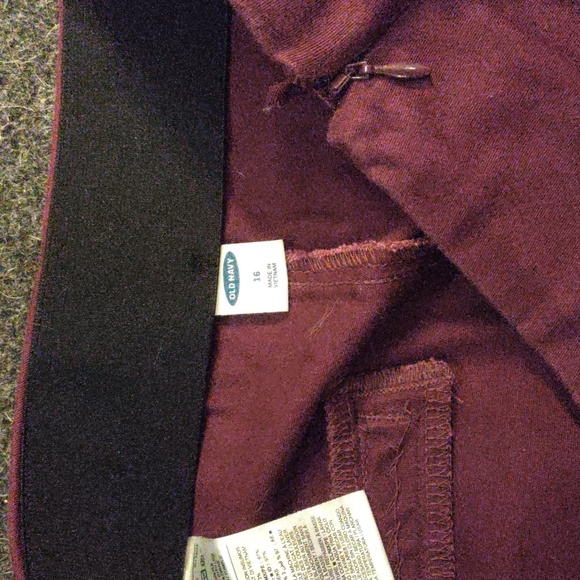 Burgundy Old Navy straight legged pants - Size 16 - Picture 3 of 4